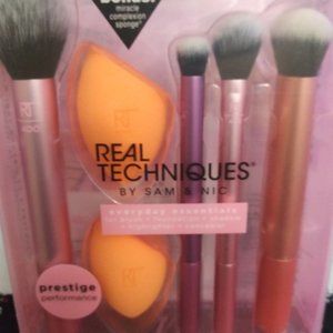Makeup Brushes